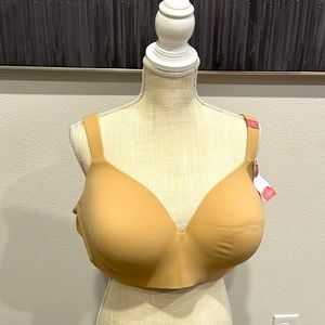 Cacique Bra NWT, size 46 C.